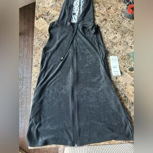 NWT - swimsuit cover up with tags - size Medium 8-10